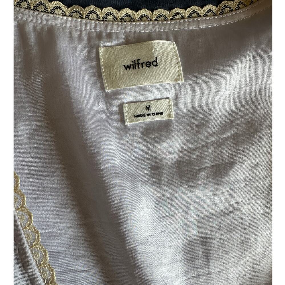 Wilfred Aritzia‎ lavender mademoiselle satin wrap dress, size Medium, coquette - Picture 6 of 6